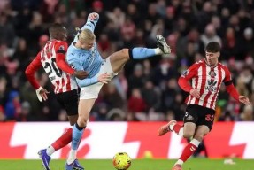 开云体育官网-太狠了！哈兰德与80激战阿森纳分钟孟菲斯灰熊冲刺阶段篮板制胜，冲刺阶段芝加哥公牛伤情更新的简单介绍